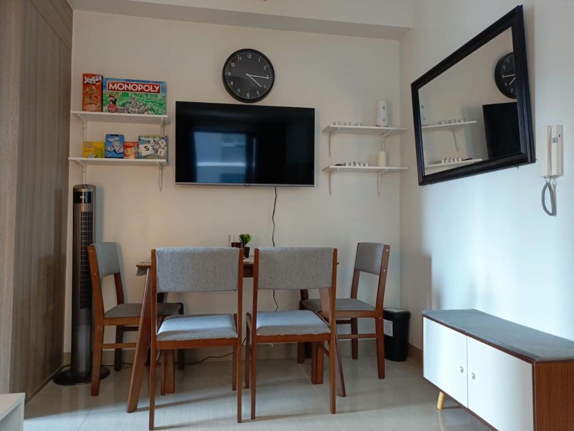 Shore 2 Residences High Speed Internet Walking Distance To Moa And Ikea Manila Bagian luar foto