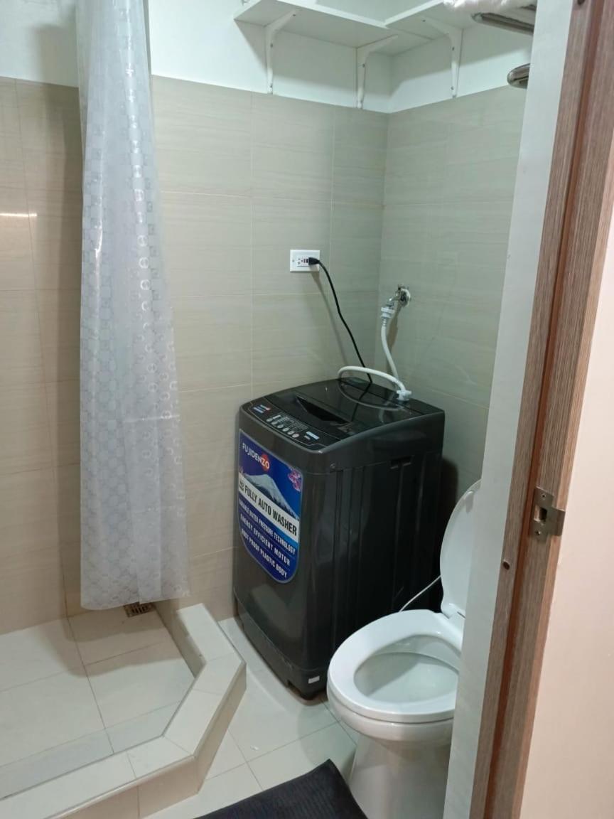 Shore 2 Residences High Speed Internet Walking Distance To Moa And Ikea Manila Bagian luar foto